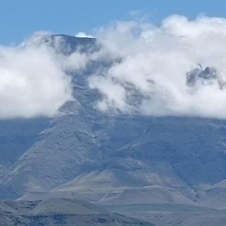 Inkungu Lodge Champagne Valley المظهر الخارجي الصورة