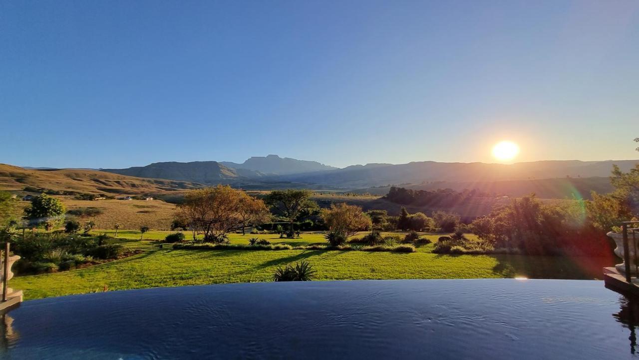 Inkungu Lodge Champagne Valley المظهر الخارجي الصورة