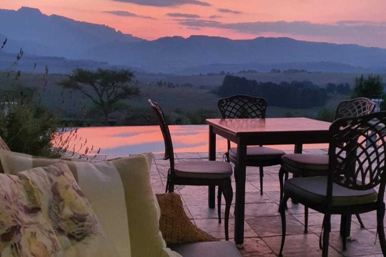Inkungu Lodge Champagne Valley المظهر الخارجي الصورة