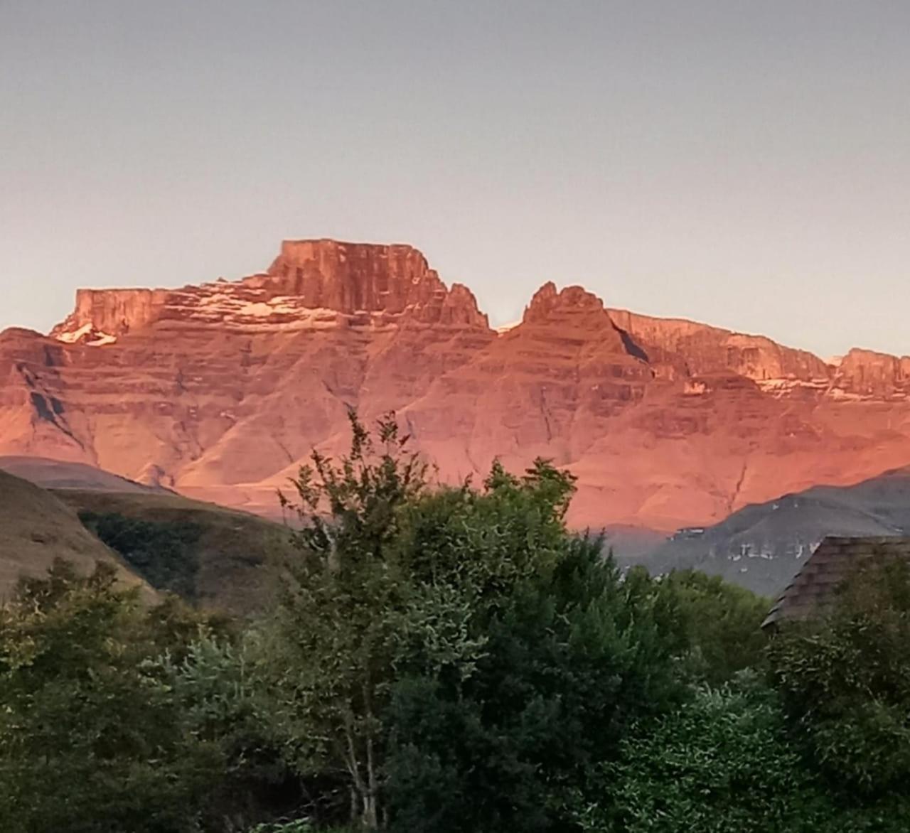 Inkungu Lodge Champagne Valley المظهر الخارجي الصورة