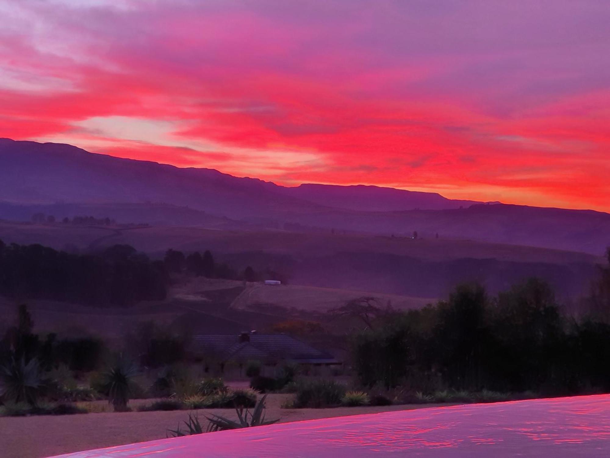 Inkungu Lodge Champagne Valley المظهر الخارجي الصورة